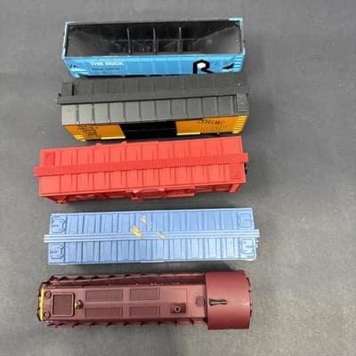 AHM ROCK ISLAND 799 LOCOMOTIVE - Made in Yugoslavia HO+4 New - Thumbnail 7