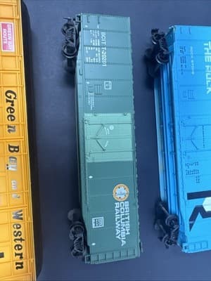 AHM HO SCALE MAINE CENTRAL 50FT BOX CAR MEC 9013 ORANGE TRAIN CAR +3 More New - Thumbnail 4
