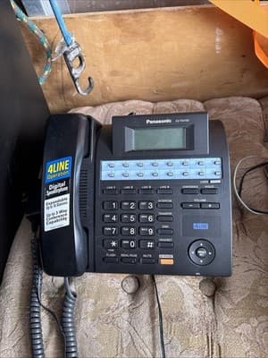 Panasonic KX-TS4100 4-Line Speakerphone Phone W/ Power supply - Image 1
