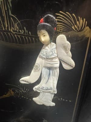 Elegant Chinese Chinoiserie Black Lacquer & Mother of Pearl Cabinet 3x2x1 Ft - Thumbnail 6