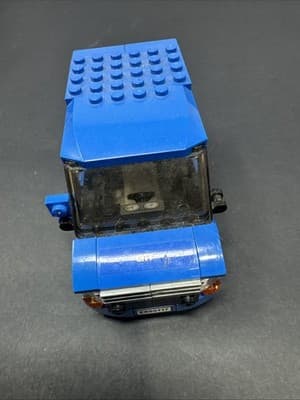 LEGO City 60117 Van - Thumbnail 3