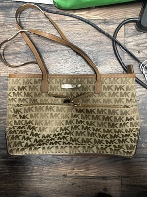 MICHAEL KORS Beige/Brown Signature Canvas Leather Kempton Tote Bag AUTHENTIC - Image 1