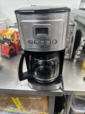 Cuisinart DCC-3200P1 PerfecTemp Stainless 14-Cup Programmable Coffee Maker - Thumbnail 2