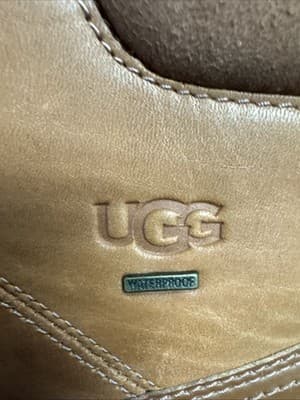 UGG Boot Women's Size US 8.5 Waterproof chestnut Brown - Thumbnail 7