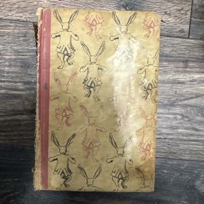 Alice in Wonderland & Through the Looking Glass by Lewis Carroll 1946 Hard Cover - Thumbnail 2