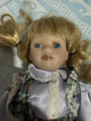 Porcelain Doll Blonde Hair Dress Collectible Display Decor - Thumbnail 2