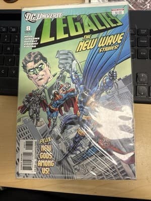 DCU Legacies #8 2011 DC Comics 8.0 Comic Book K57-203 - Image 1