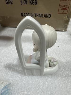 Vintage Precious moments Boy figurine O Worship The Lord 102229 New In Box 1985 - Thumbnail 2