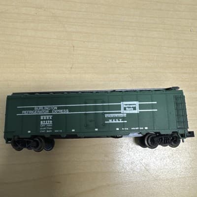 BURLINGTON-REEFER #4885 SCALE - Thumbnail 2