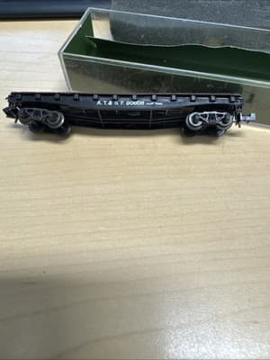 A.T & S.F 1607 H O Flatcar - Image 1