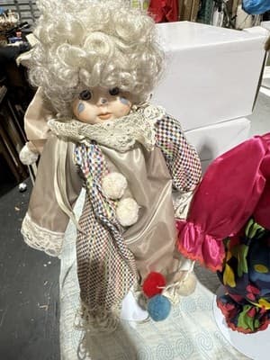 Vintage Dolls Collection With Stands - Thumbnail 10