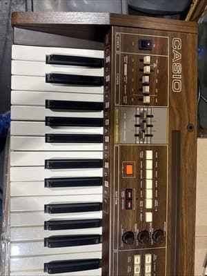 Casio Casiotone 405 Vintage Synthesizer Perfect Condition - Thumbnail 2