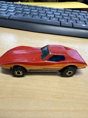Vintage Hot Wheels 1975 Corvette Stingray Red Orange/Yellow Stripes Gold Wheels - Image 1