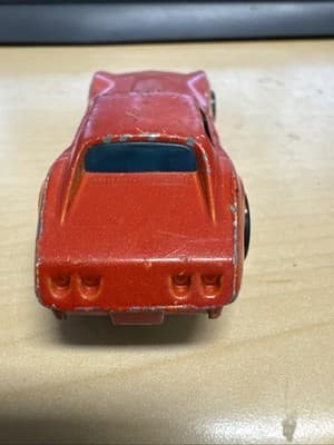 Vintage Hot Wheels 1975 Corvette Stingray Red Orange/Yellow Stripes Gold Wheels - Thumbnail 4