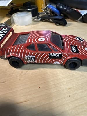 Imperfect 1:24 Diecast Car BURAGO BMW M1 RALLY BASF No Box AS-IS - Thumbnail 4