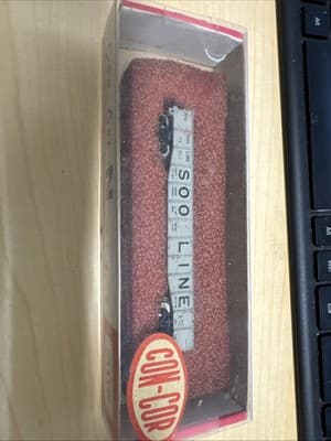 Athearn Roundhouse HO scale gondola car with custom load - Thumbnail 3