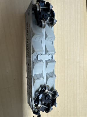N Scale Western Maryland 3 Bay Longitudinal Hopper WM 2649 - Thumbnail 3