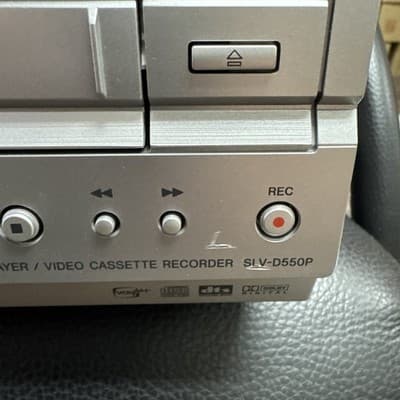 Sony SLV-D550p DVD/ VCR Combo Video Cassette Recorder Player Tested Working - Thumbnail 2