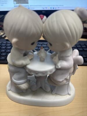 Precious Moments Figurine Our Friendship is Soda-Licious #524336 - Image 1