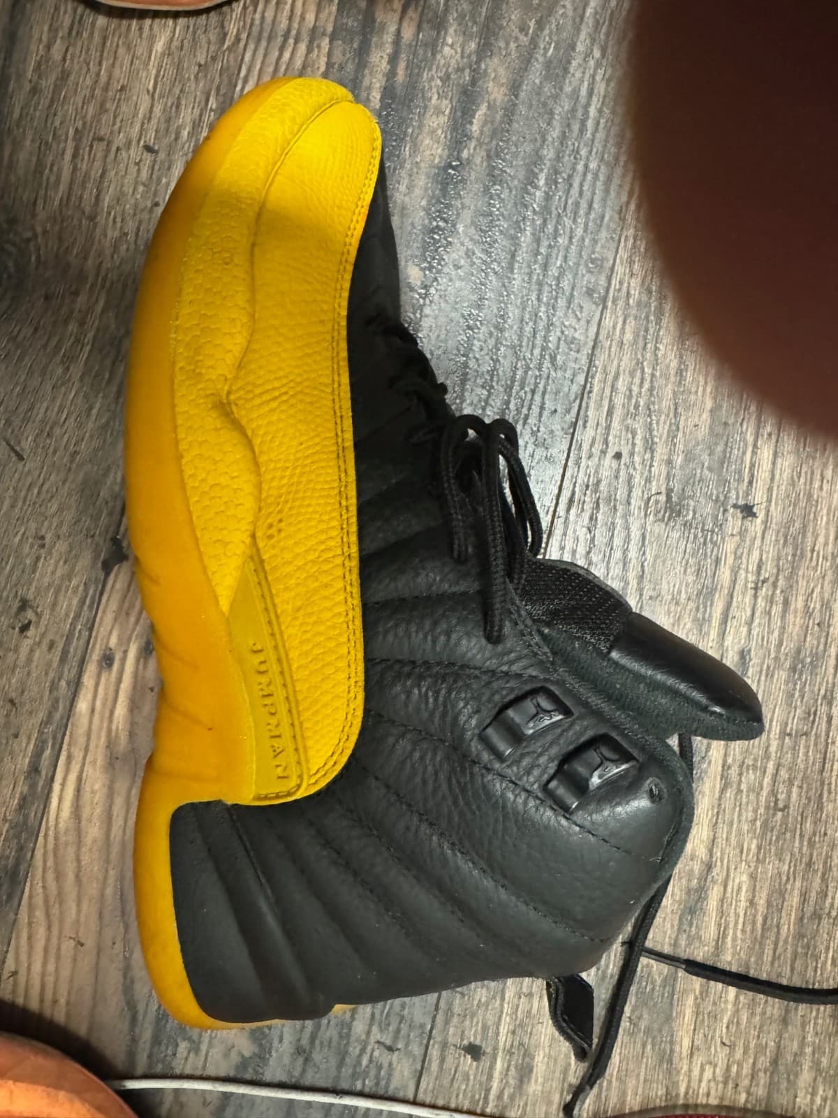 Air Jordan jump man 23 Sneakers Black/yellow size 8 - Thumbnail 5