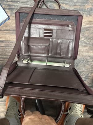 Vintage Samsonite Leather Briefcase Bag, 3-ring Binder with Pockets Inside/Out - Thumbnail 3