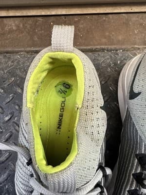 Nike Golf Shoes Neon Yellow 9.5 - Thumbnail 2