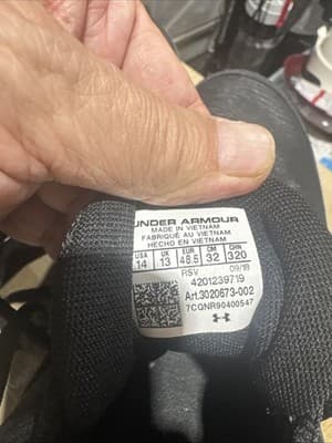 UNDER ARMOUR Men's UA Charged Assert 13 Black 302012397 -002 - Thumbnail 3