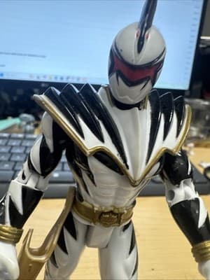 Power Rangers Dino Thunder White Ranger 6" Figure 2003 VTG Action Figure G4 - Thumbnail 2
