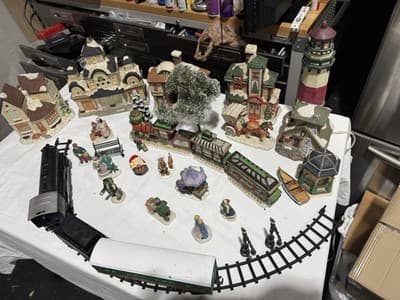 Lot of Vintage Ceramic Christmas Village Houses Accessories Railroad Station - Image 1