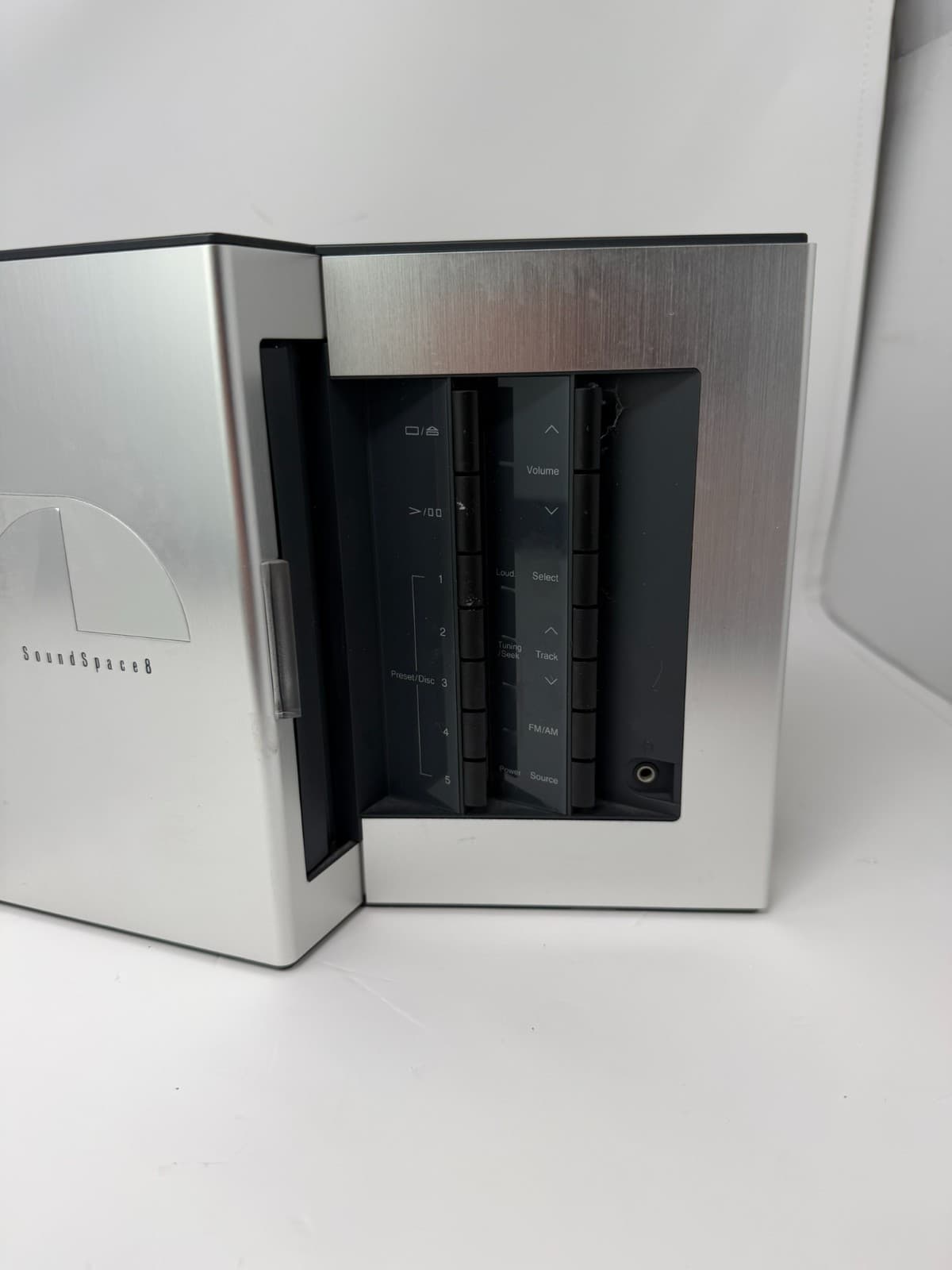 Nakamichi SoundSpace 8 5 Disc MusicBank CD System AM/FM Receiver UNTESTED - Thumbnail 3
