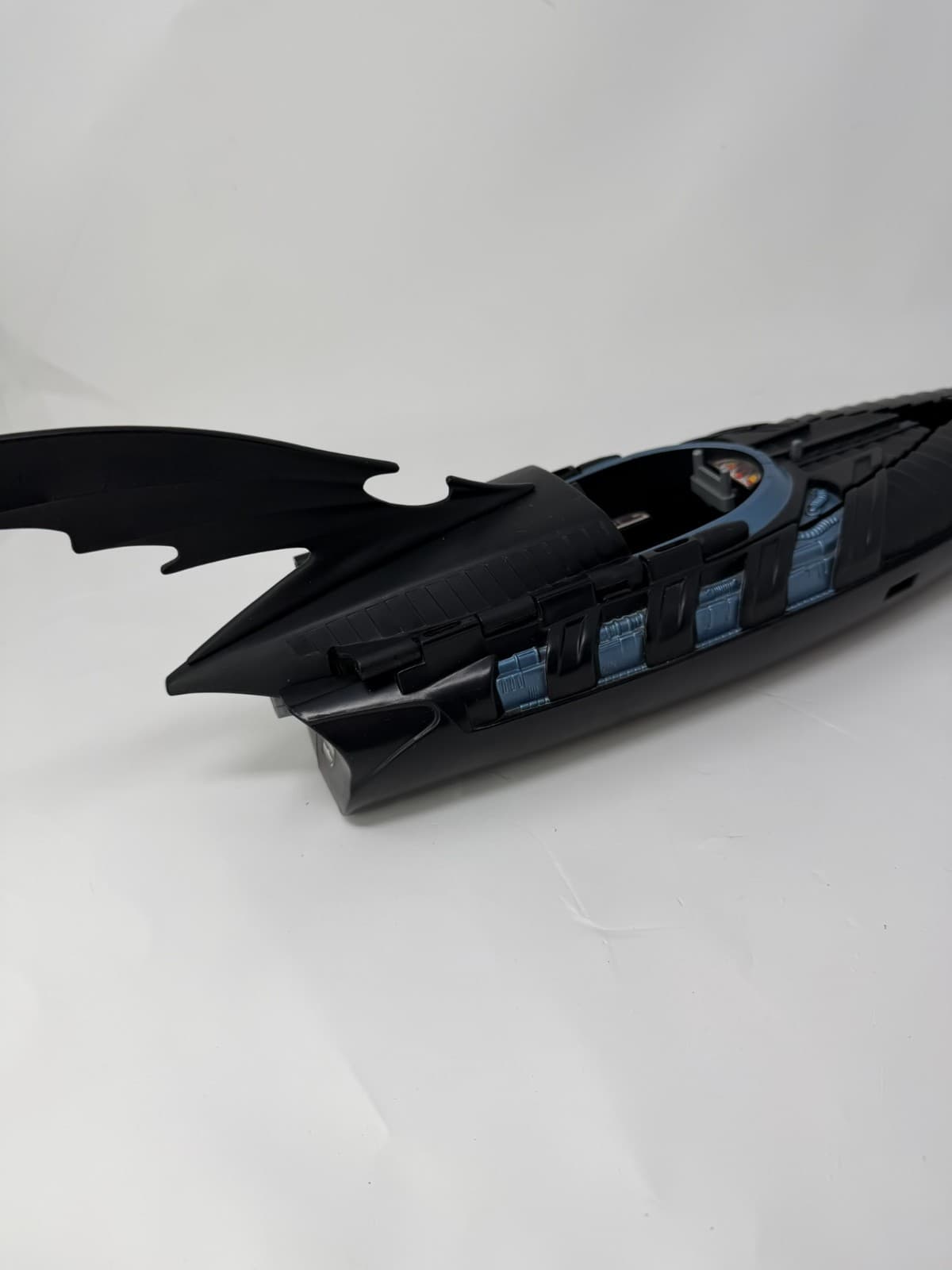 Vintage 1995 Tonka Batman Forever Movie Bat Boat Vehicle 90s Collectible - Thumbnail 4