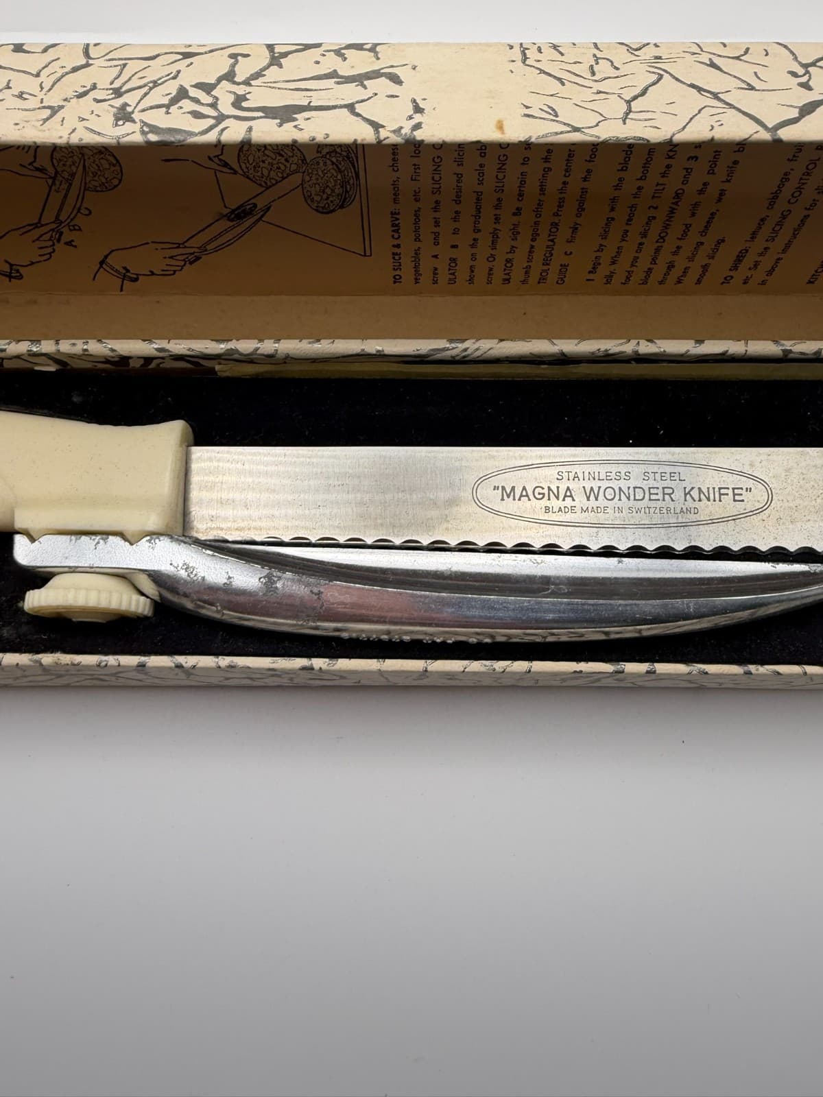Vtg 1960’s Deluxe Adjustable MAGNA-WONDER KNIFE Compact Food Slicer Orginal Box - Thumbnail 2
