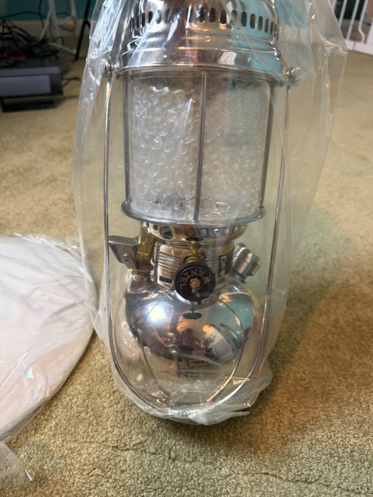 WENZEL Nickel Plated Pressure Lantern Model #823018 New In Original Wooden Crate - Thumbnail 5