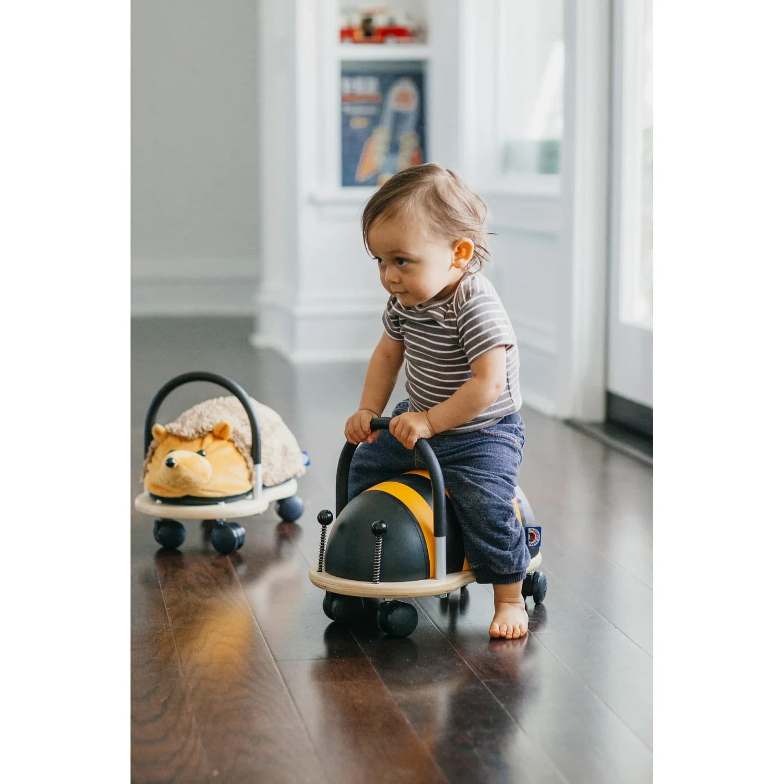 Wheely Bug Prince Lionheart Bumble Bee Ride On Toddler Toy Kids Scooter Nice! - Thumbnail 2
