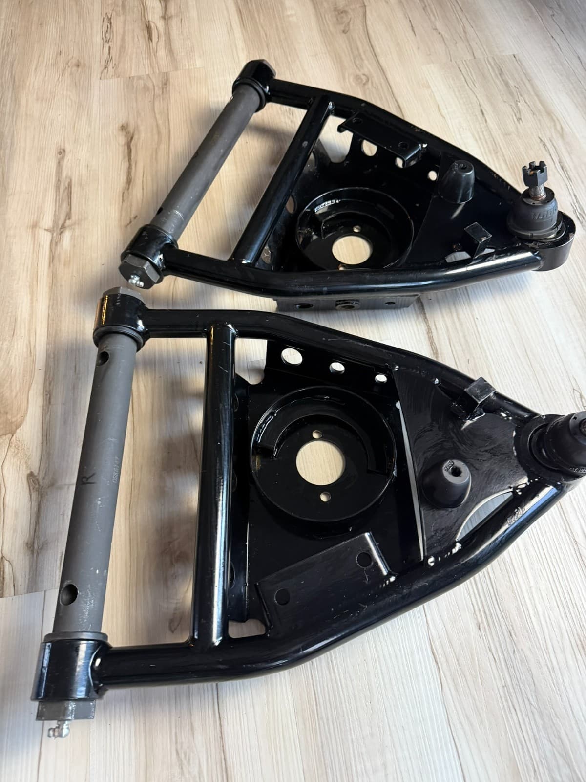 POL Performanc Online 1963-72 Chevy C10 GMC C15 Truck Tubular Lower Control Arms - Image 1