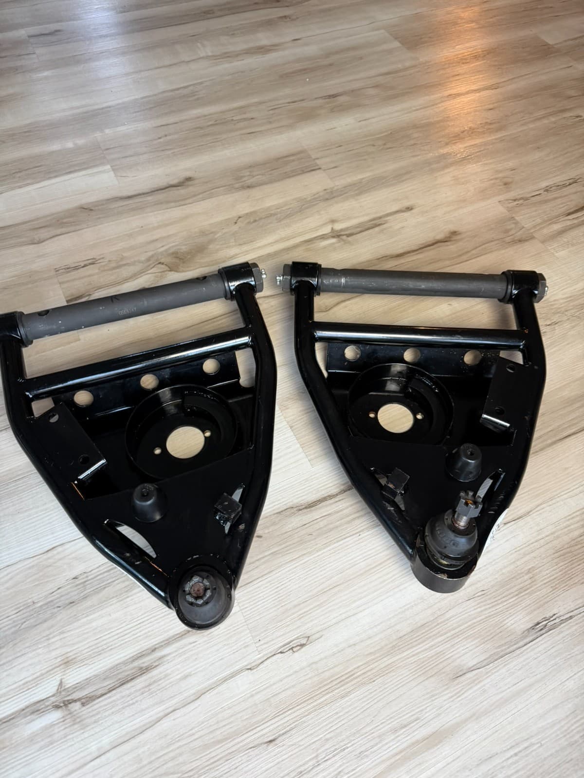 POL Performanc Online 1963-72 Chevy C10 GMC C15 Truck Tubular Lower Control Arms - Thumbnail 2
