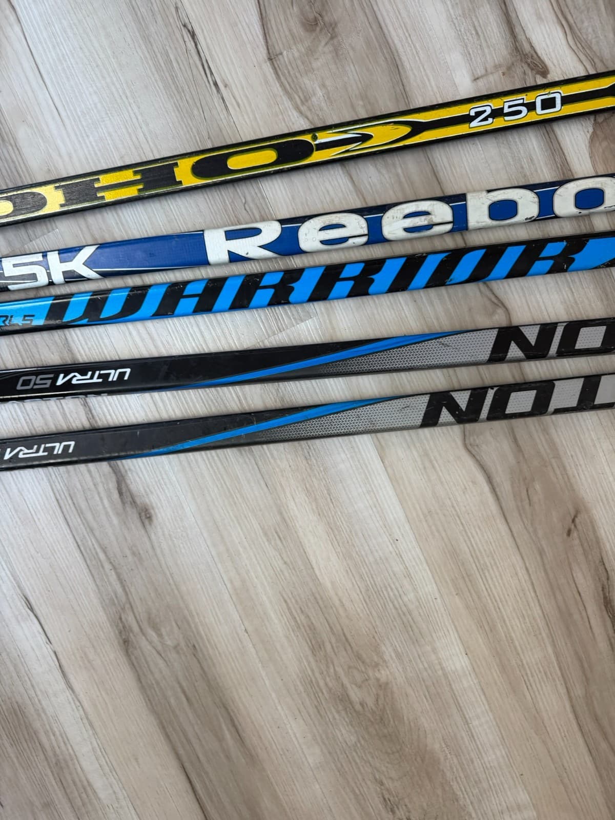 Hockey Stick Lot 5 PC Warrior Covert QRL Easton Ultra Reebok Koho Right/ Left - Thumbnail 17