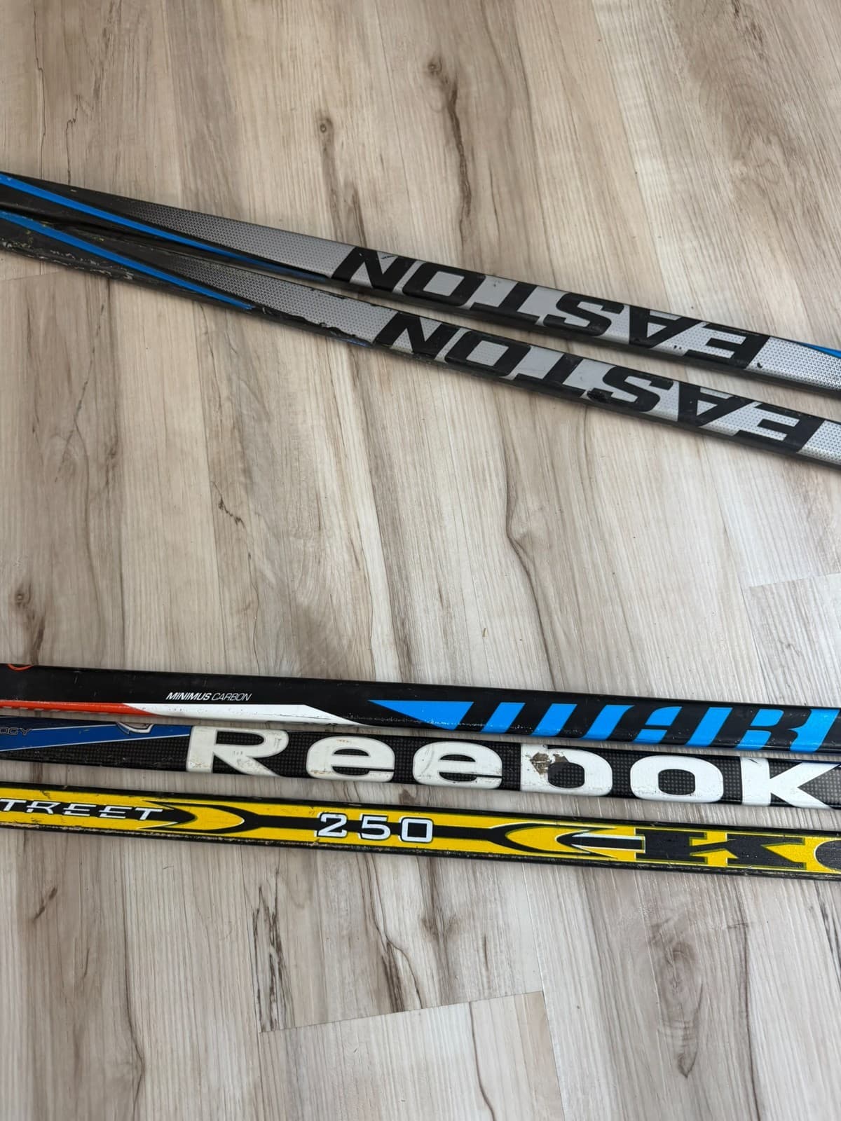 Hockey Stick Lot 5 PC Warrior Covert QRL Easton Ultra Reebok Koho Right/ Left - Thumbnail 6