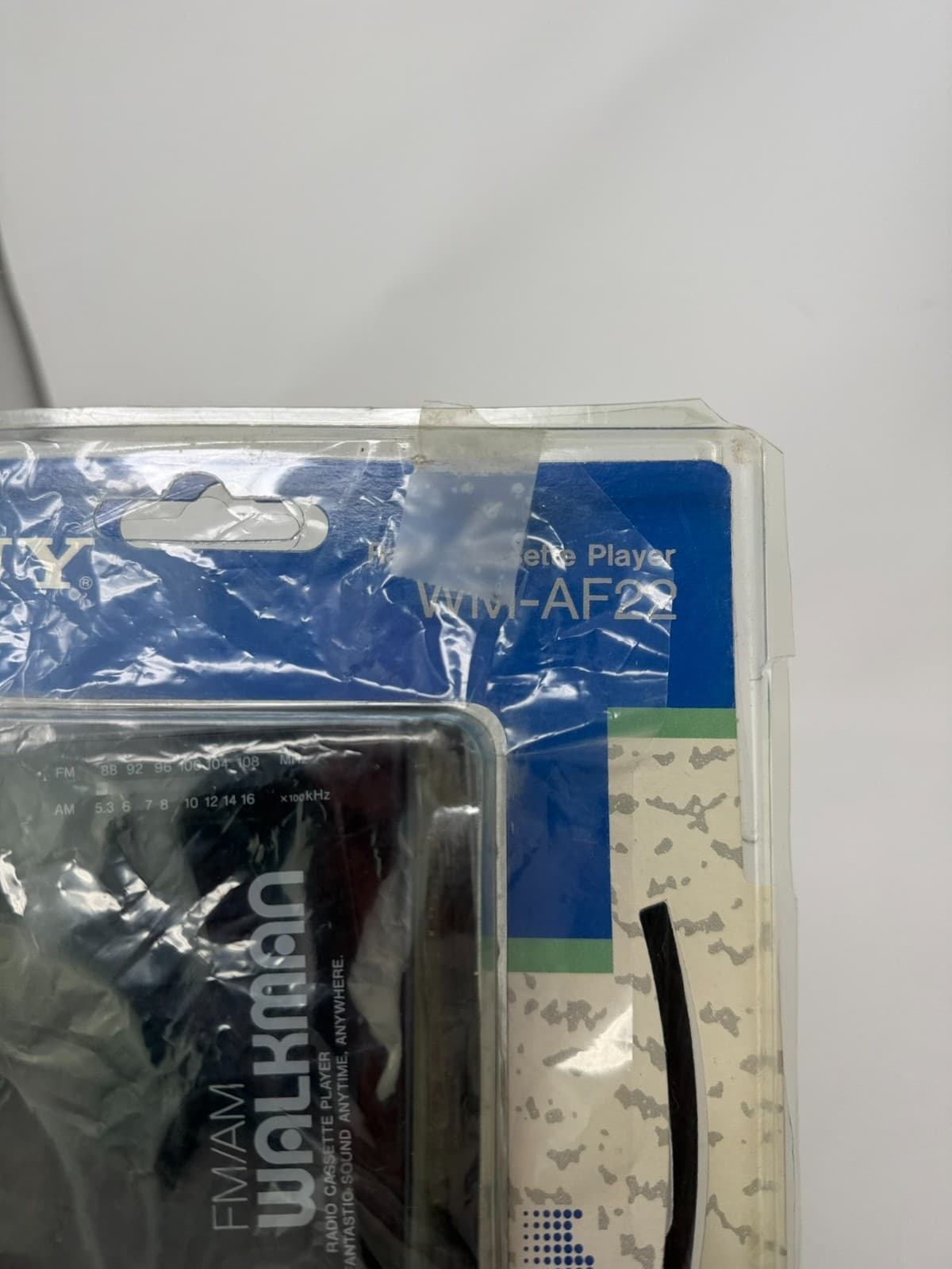 VTG Sony Walkman WM-AF22 AM/FM Cassette Player New Unused Original Open Package - Thumbnail 11