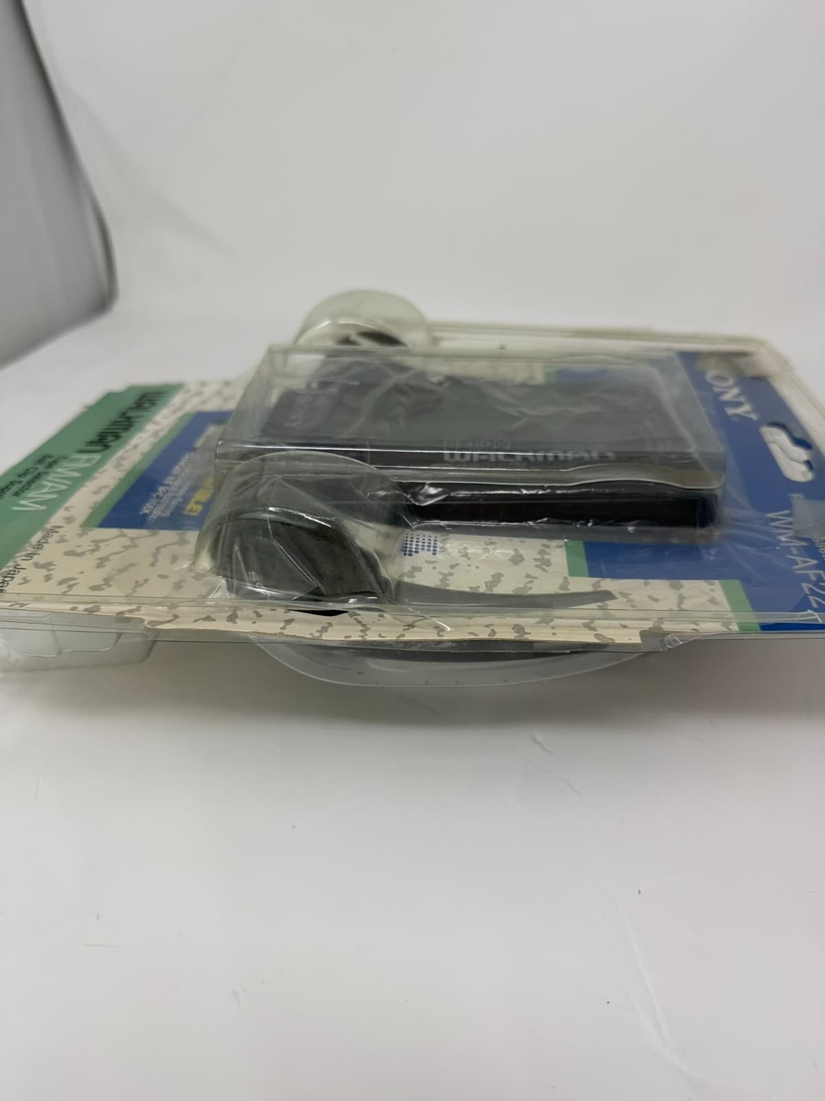 VTG Sony Walkman WM-AF22 AM/FM Cassette Player New Unused Original Open Package - Thumbnail 4