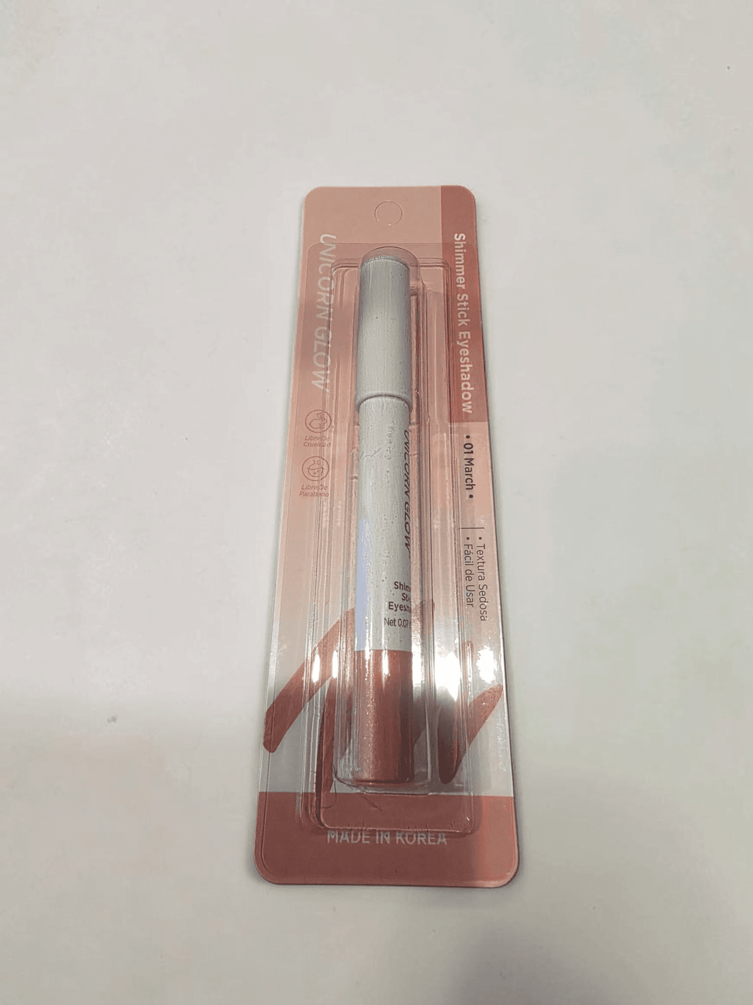 Unicorn Glow Shimmer Stick Eyeshadow 01 March - Image 1