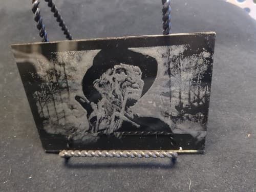 Freddie Krueger On Glass - Thumbnail 2