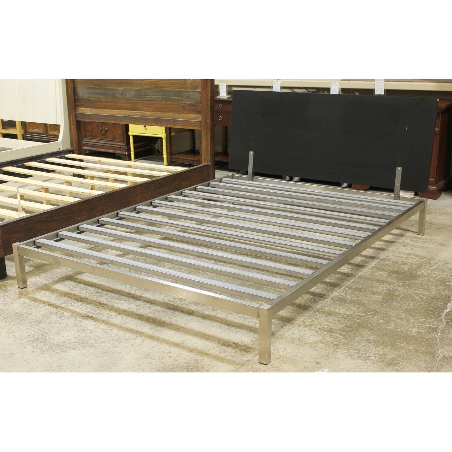 Room & Board Modern Queen Bed - Black - Thumbnail 2