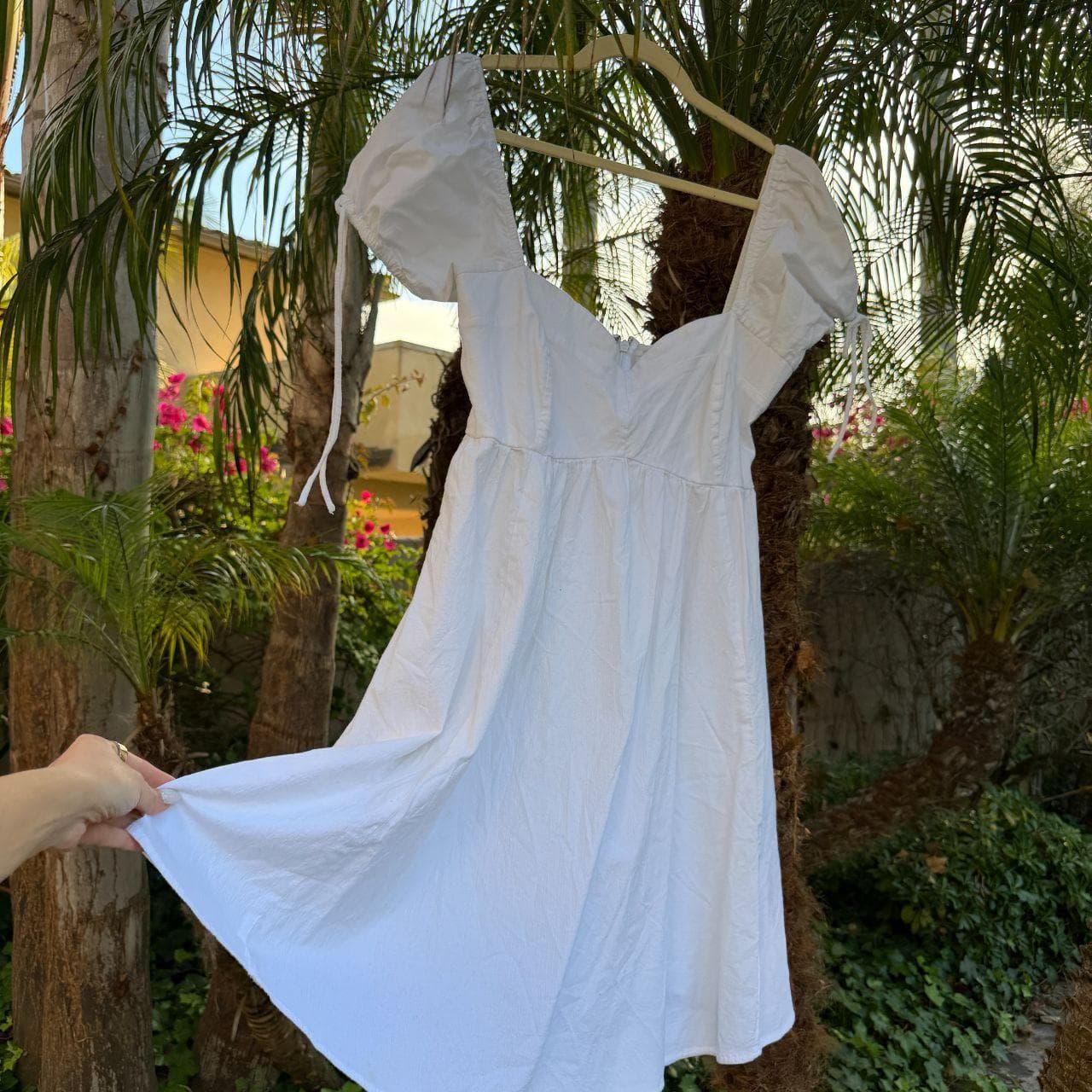 Abercrombie & Fitch | White Puff Sleeve Midi Dress with Tie Details - Thumbnail 2
