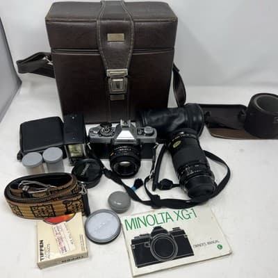 VERY CLEAN Minolta XG1 35mm SLR Camera with MD 45mm f/2 2 Lens Untested - Image 1