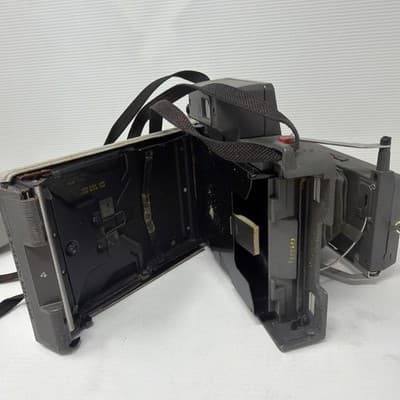 VINTAGE POLAROID LAND CAMERA AUTOMATIC 104 (A9) - Thumbnail 7