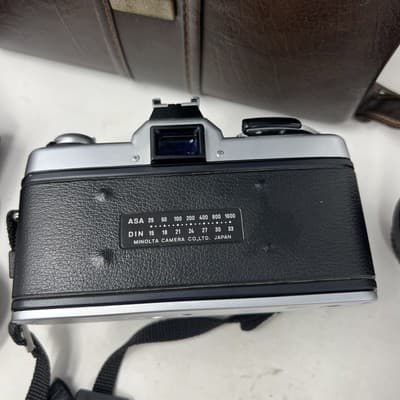 VERY CLEAN Minolta XG1 35mm SLR Camera with MD 45mm f/2 2 Lens Untested - Thumbnail 10