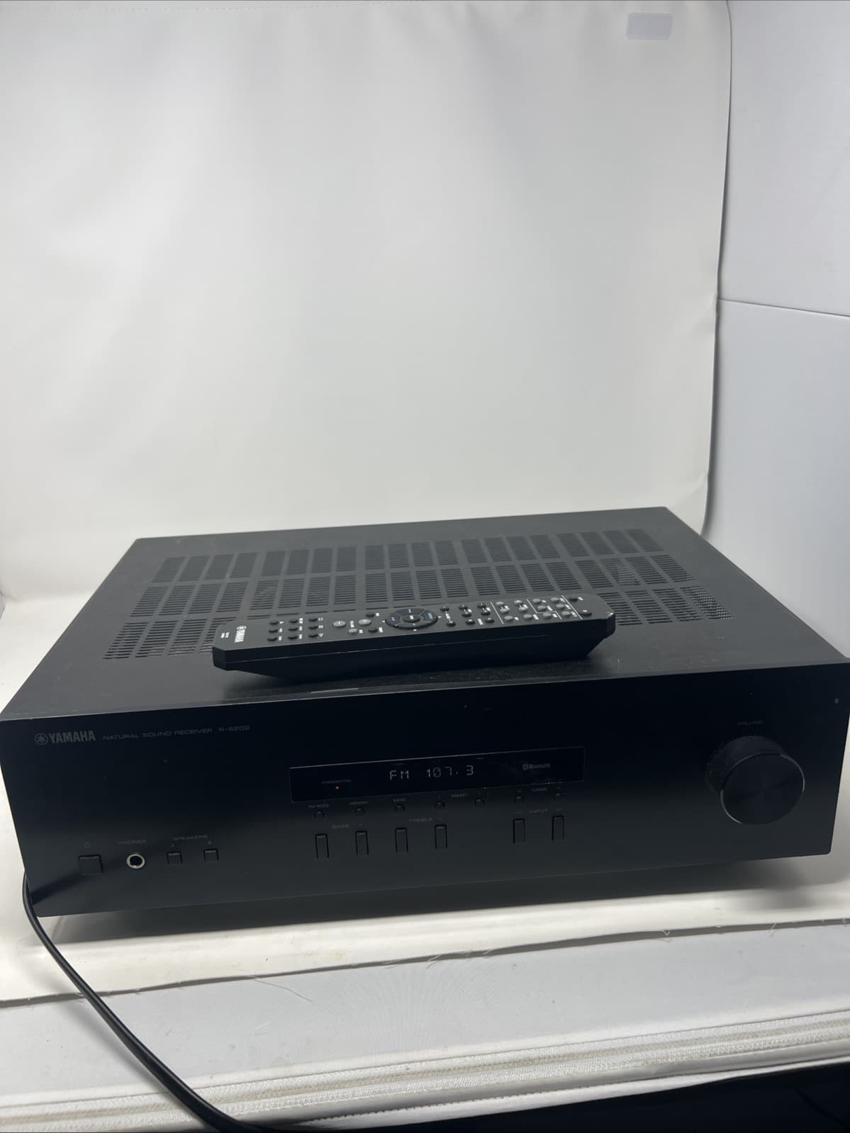 Yamaha R-S202 Stereo Receiver Bluetooth 100 Watts Channel Excellent - Thumbnail 2