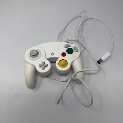 Nintendo Gamecube Third Party Controller Control Pad White (A19)