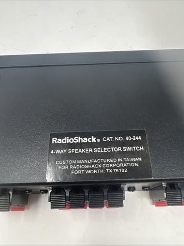 RadioShack High Power Stereo 4-Way Speaker Control Center Selector - 40-244 (A17 - Thumbnail 4